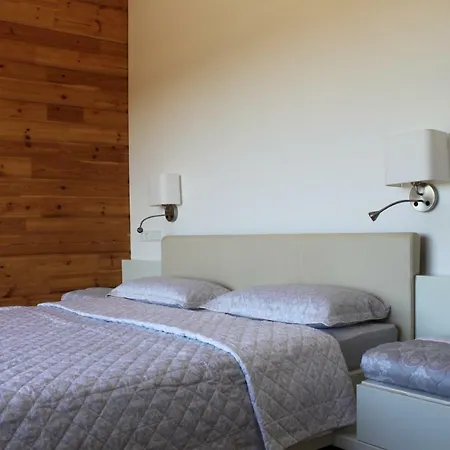 Resler's Blockhaus Guest house *