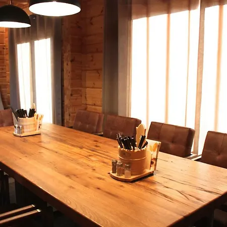 Resler's Blockhaus Guest house *