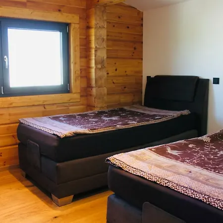 Resler's Blockhaus Guest house Hockenheim